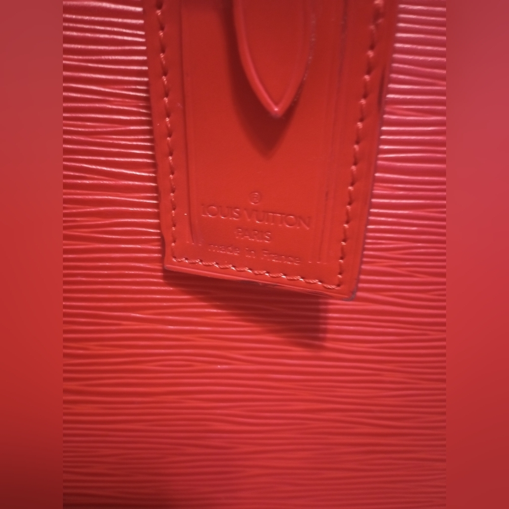 Louis Vuitton Bags - Picture 5 of 16
